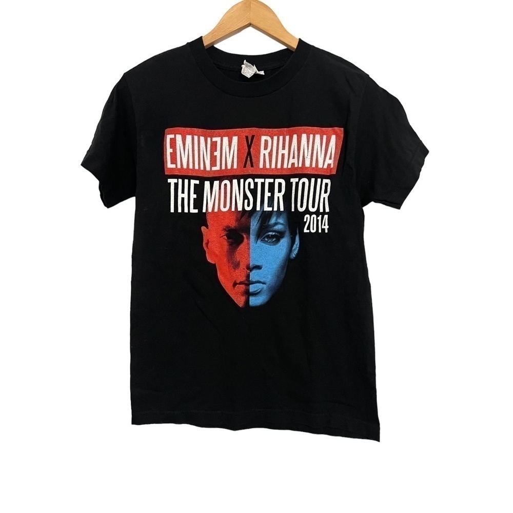 Eminem x Rihanna Monster Tour Tee Size Small